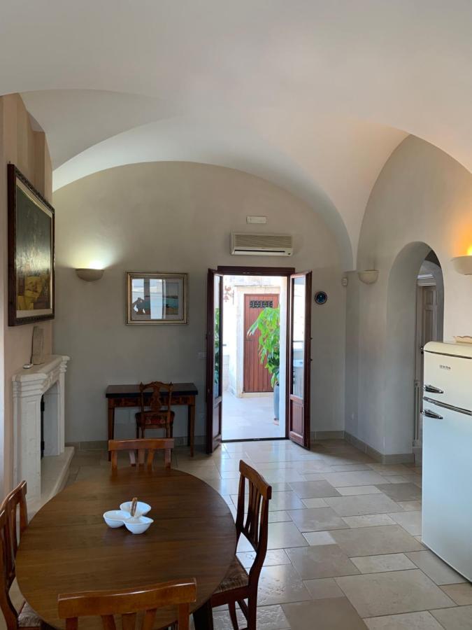 Palazzo Dei Gesuiti Appartamento Con Terrazza Privata Monopoli Ngoại thất bức ảnh